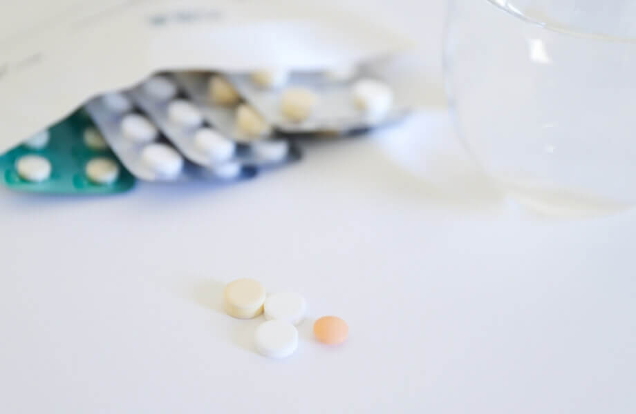 薬は最小限に適正な用量を適正な服用期間で