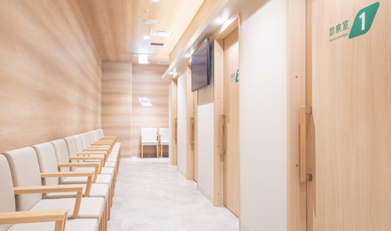 談笑するスタッフ